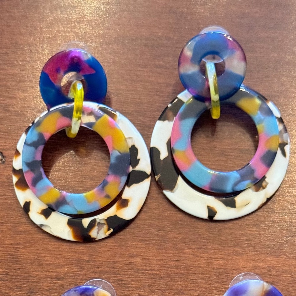 Shashi Resin Earings